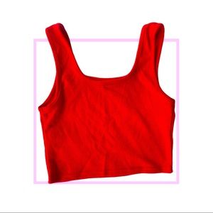 Simple red crop tank top
